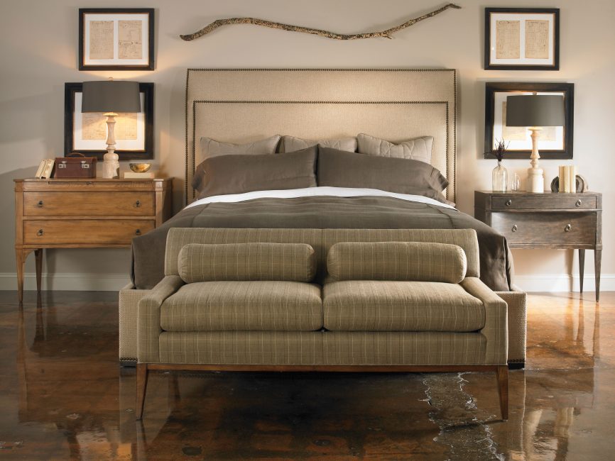 Jacen Footboard Sofa Avenue Design