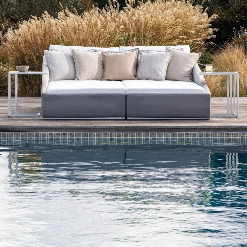 Lofty Lounger - Avenue Design Montreal