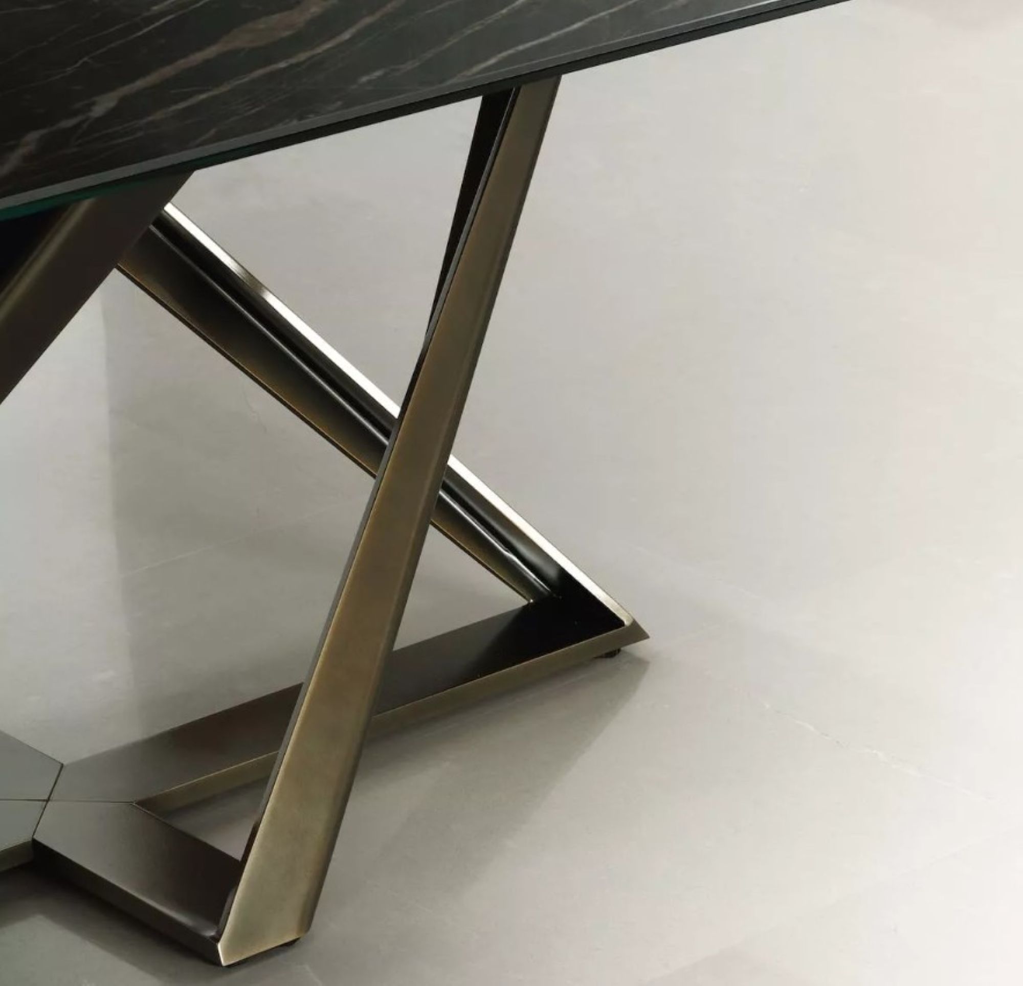 Table à dîner rectangulaire Millennium – Image 2